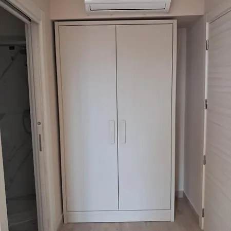 Palace 4*