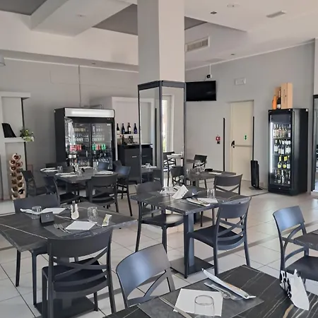 Palace 4* Gioia Tauro