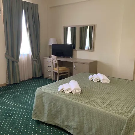 Palace Hotel 4*