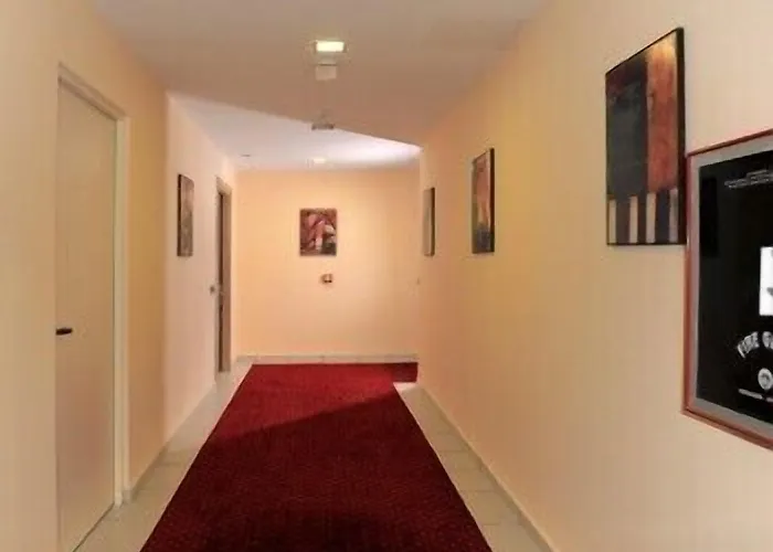 Palace 4* ג'ויה טאורו